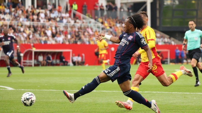 Sur quelle chaîne voir Lens vs Lyon OL : Chaîne TV & Direct