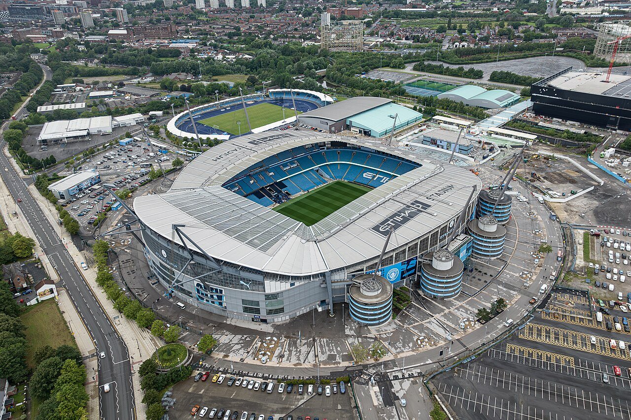 Sur quelle chaîne voir Man City - AEK en direct ? Chaîne TV et Heure